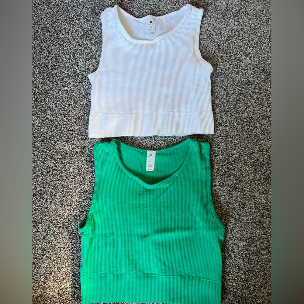 Yogalicious Cropped Tank Tops